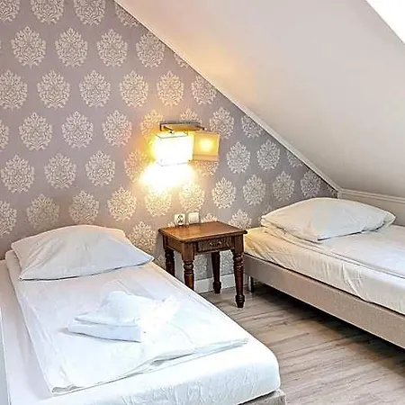 Hotel Dwor Gorny *