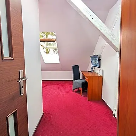 Hotel Dwor Gorny